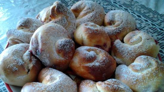 Bollos con pudin y frutos rojos Air