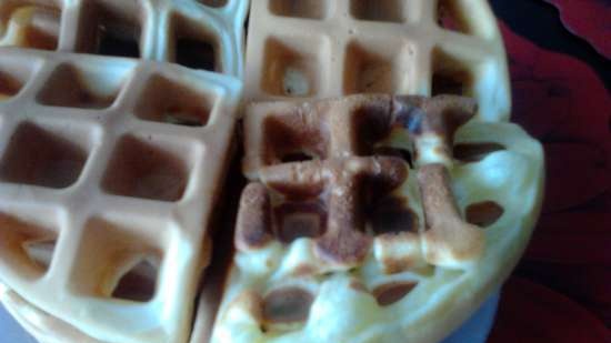 Waffle maker, hazelnut