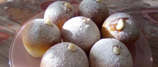 Sufganiet fánk a sütőből