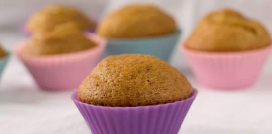 Caramel muffins with banana