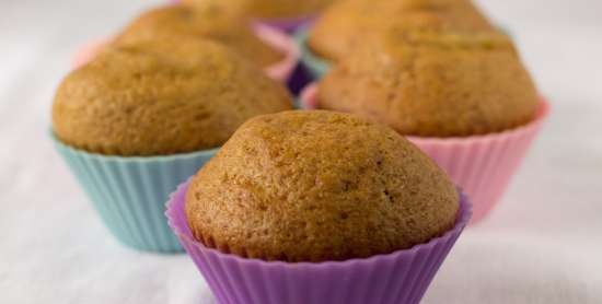 Caramel muffins with banana