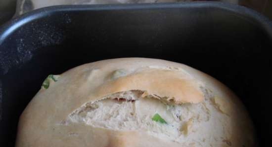 Torta di Pasqua in macchina per il pane di marca