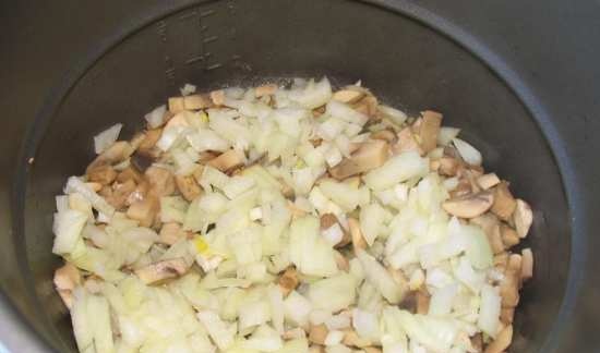 Patatas na may mga champignon sa Comfort Fy 500 pressure cooker