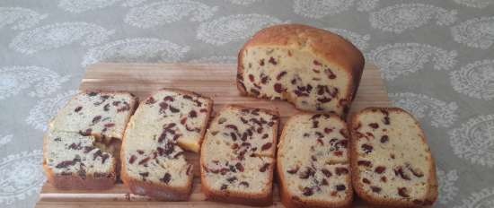 Curd cake na may cranberry / raisins / marmalade ... sa isang gumagawa ng tinapay