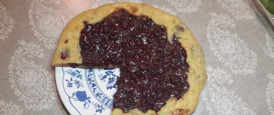 Galleta de requesón con cereza y chocolate