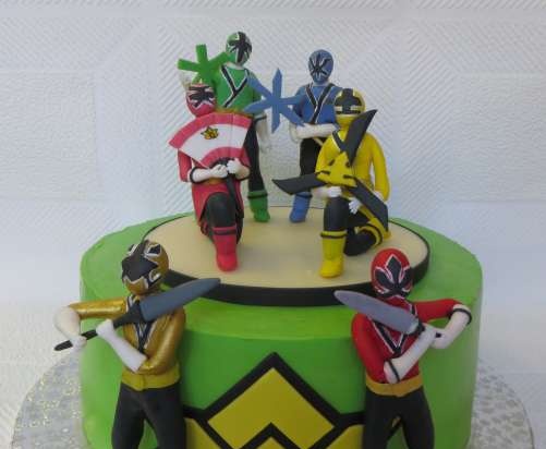 Cakes based on cartoons Transformers, Lego and other superheroes