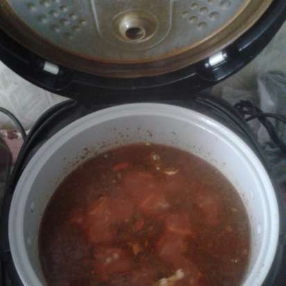 Sopa de fajol amb pebrot dolç i api en un Steba DD2 multicooker