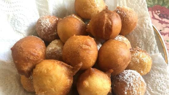 Donuts Novy Urengoy (con kéfir y levadura en polvo)