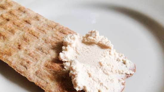 Homemade cream cheese