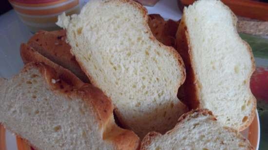 Pan de maíz con mostaza y queso