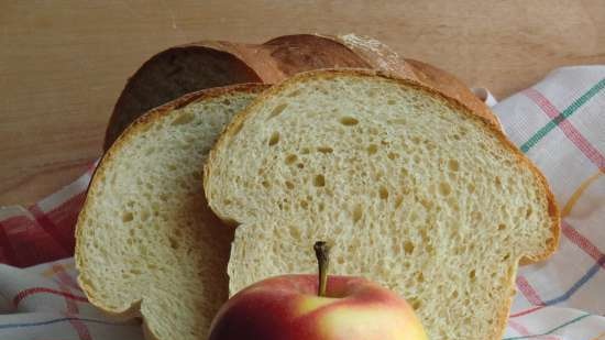 Pan de leche con manzana