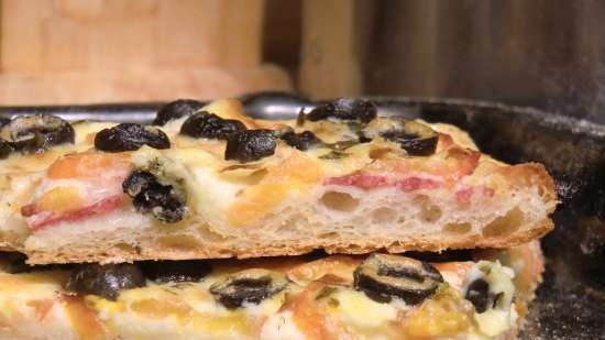 Bột nhào cho bánh ngô, pizza, khachapuri trong 5 phút mỗi ngày