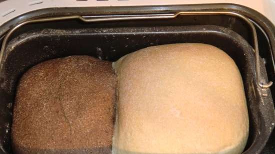 Bread Day and night or pseudo Borodinsky whole grain bread with flax flour and malt