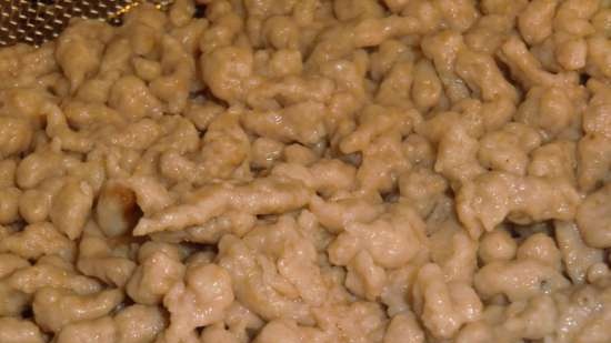 Spaetzle (Spetzle). Βασικά στοιχεία μαγειρικής.