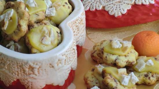 Orange biscuits with chocolate and candied fruit (Оrangen schokoladen plаtzchen)