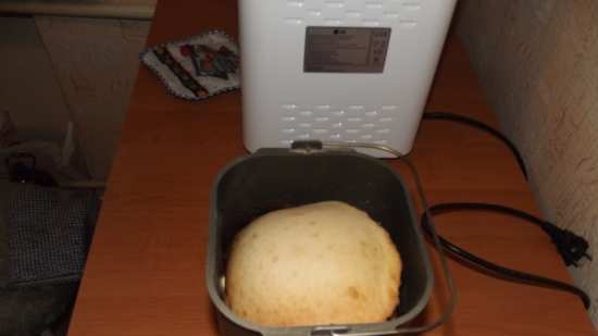 Kulich in una macchina per il pane senza problemi