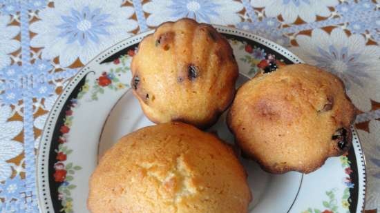 Raisin muffins (on yolks)