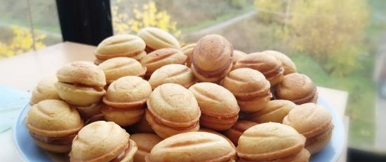 Galletas de aceite vegetal para hornear en latas de gas