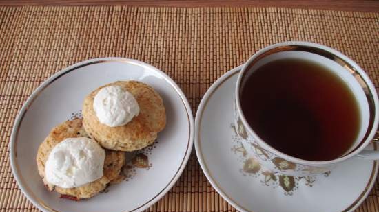 Scones (συνταγή του Jamie Oliver)