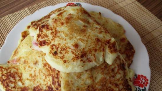 Creps de patata amb formatge i cansalada feta amb flocs de patata