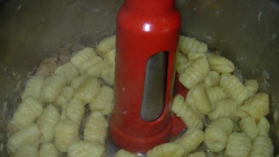 Smażone Gnocchi Cebulowe w Jamie Oliver HomeCooker - Philips