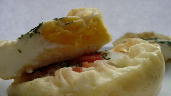 Colazione in 5 minuti. Spaghetti . Uova sode con verdure, erbe e formaggio in puri (Affumicatoio Marca 6060)