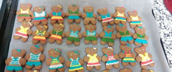 We decorate gingerbread cookies, cookies