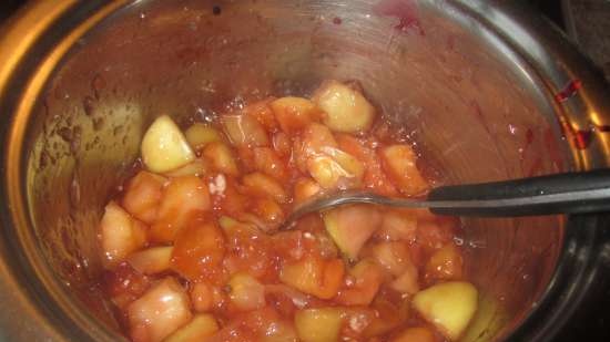 Pastís de gelatina (farcit) amb farciment de fruita i nata