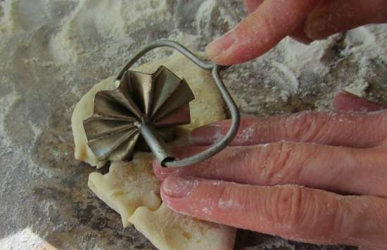 Galetes de sucre a base de massa de crema agra amb sabor a lavanda