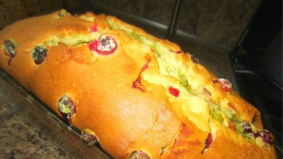 Geglazuurde sinaasappel-cranberry-muffin met veenbessen en noten