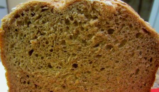 Pane da una miscela di fiocchi su vecchio impasto e salamoia di cavolo (macchina per il pane senza modalità di cottura)