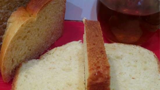 Custard Bread with Cheese and Corn Flour (Bread Maker)