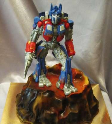 Cakes based on cartoons Transformers, Lego and other superheroes