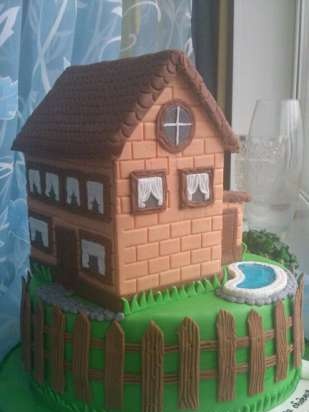 Castles, palaces, houses (cakes)