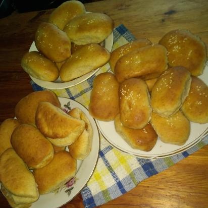 Dough pies with oatmeal and rye flour