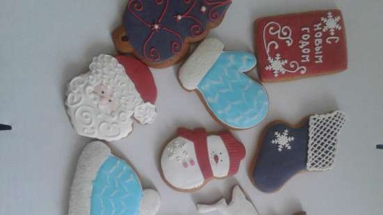 We decorate gingerbread cookies, cookies