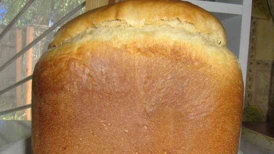 Senape e pane al latte in una macchina per il pane