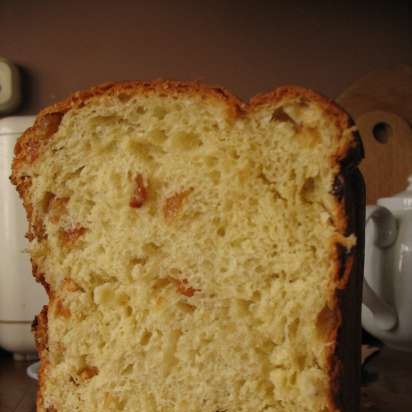 Butter bread with sourdough in a bread maker