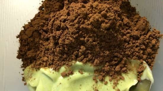 Gelato al cioccolato con avocado