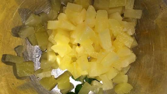 Iskrem med ananas og mynte