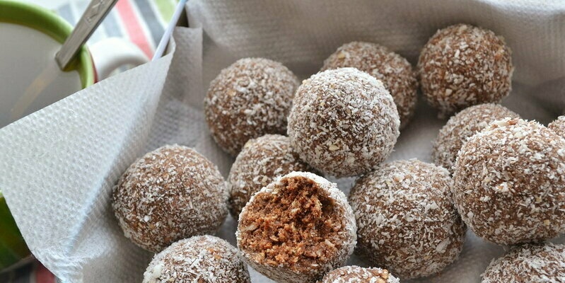 Classic rum balls