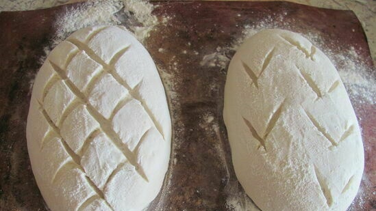 Pane di grano tenero con semolino e siero di latte