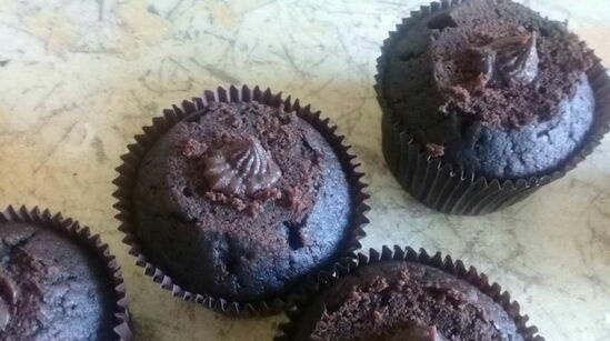 Cupcakes al cioccolato con crema di liquore