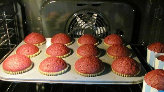 Flaxseed Egg Red Vvett Cupcakes (Lean)