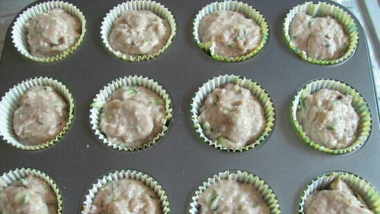 Lenten zucchini, walnuts at flaxseed egg muffins