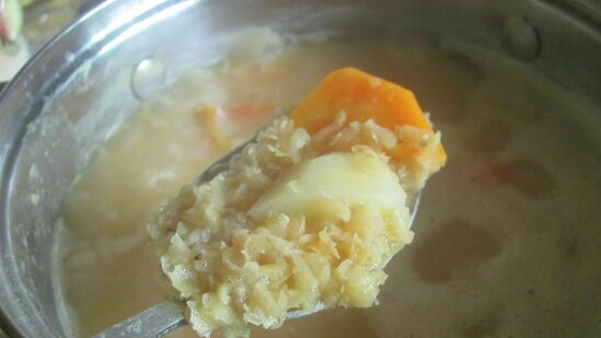 Merchi de sopa de lentejas