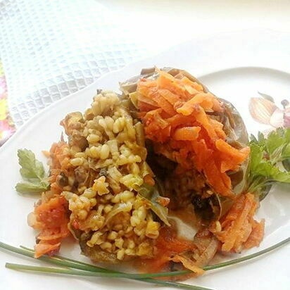 Pimiento relleno de bulgur y champiñones (magro)