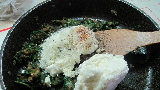 Tyrolean dumplings Schlutzkrapfen (Tiroler Schlutzkrapfen)