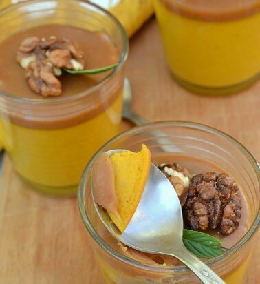 Panna cotta di zucca con caramello