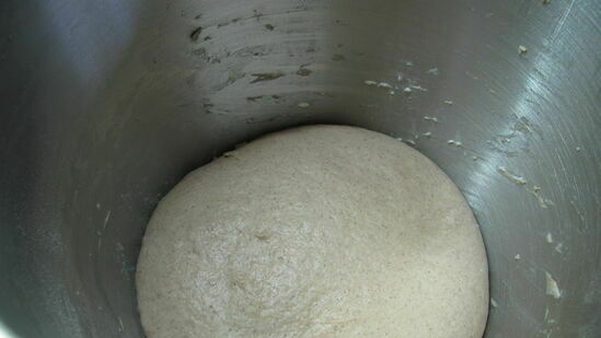 Pan de masa madre con polisol y harina de nueces